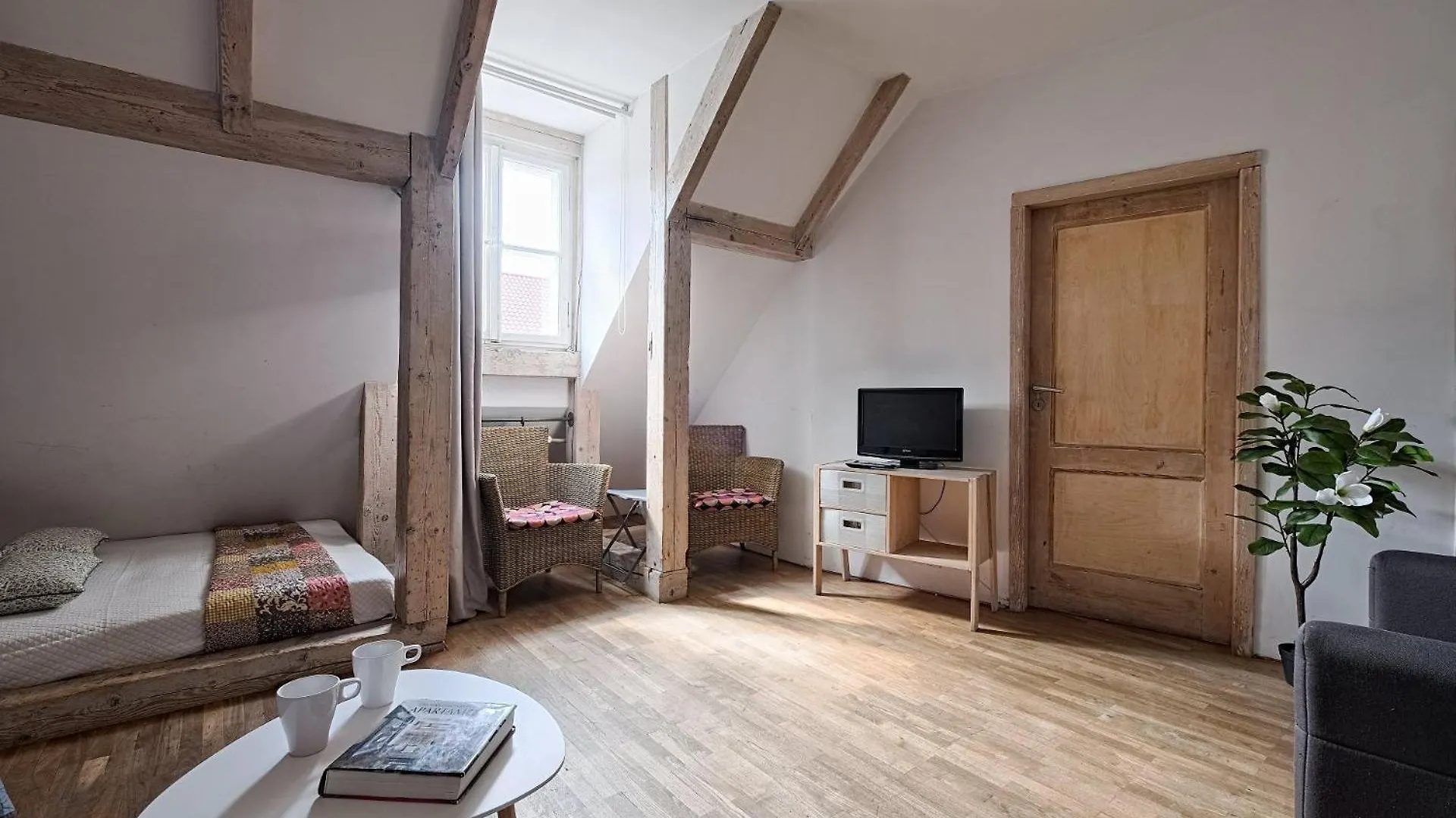 Urbannestgroup - Old Town - Stare Miasto - Freta 5 Apartment Warsaw